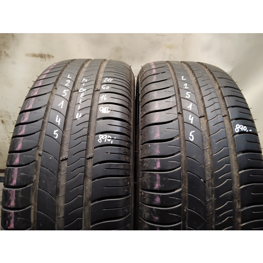 Michelin EnergySaver 215/60R16 95V  ( L25145 )