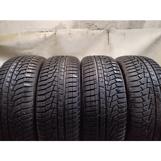 Hankook WinterIceptEvo2 215/55R17 98V