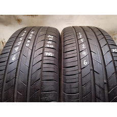 Kumho EcstaHS52 205/55R16 91V  ( L25296 )