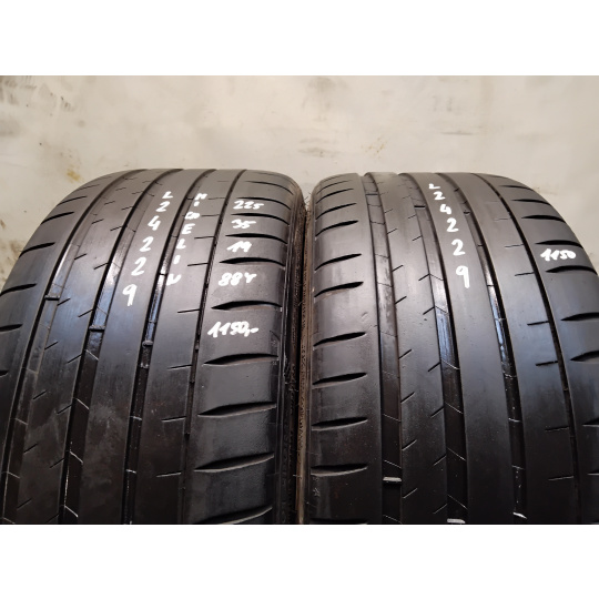 Michelin PilotSport4S 225/35R19 88Y  ( L24229 )