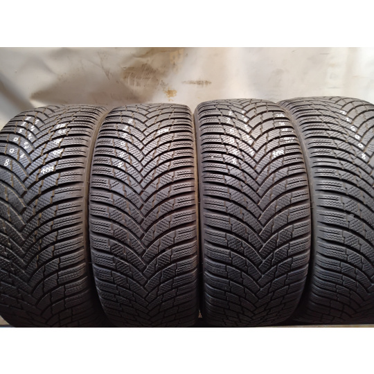 Firestone Winterhawk4 225/45R18 95V